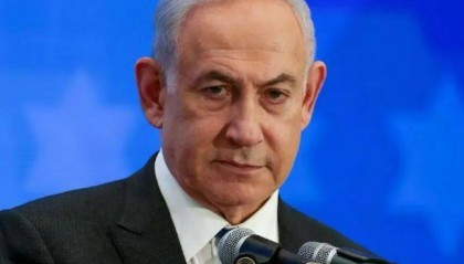 24小时内，局势迎来大逆转！以色列斩首大马士革总统府，朱拉尼政权命悬一线？