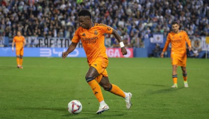 曝维尼修斯因伤缺席皇马战利物浦 姆巴佩回归左边锋位置