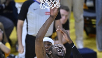 勇士队签换库明加与公牛队怀特，双赢交易成真！