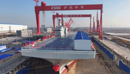 满载排水量4万余吨！海军四川舰来了 舷号“51”