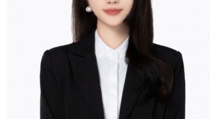 董秘翁某某（女，30岁），被警告并罚款90万元！