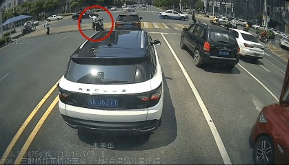 武汉闹市突发，这4人被拍到！