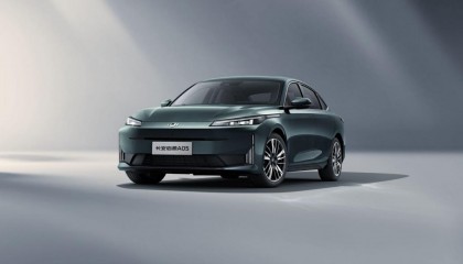 数智AI电驱赋能，长安启源上大分