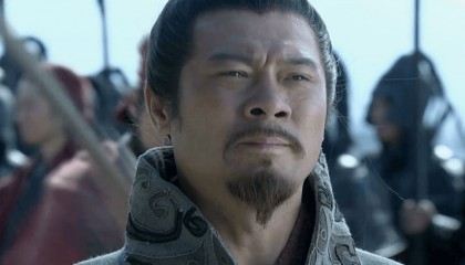 刘备比吕布更强，陈宫为何不选择刘备做主公，反而选择莽夫吕布？