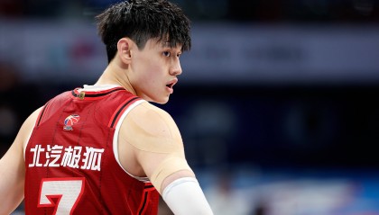 曾凡博G3现场助威 此前曾问医生能否打封闭出战