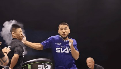 赵鸿刚首次回应为何“被扇巴掌可以一动不动”：得使劲，不然巴掌来了晕得更快