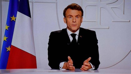 法国总统马克龙：拒绝签订一个脆弱的俄乌停火协议