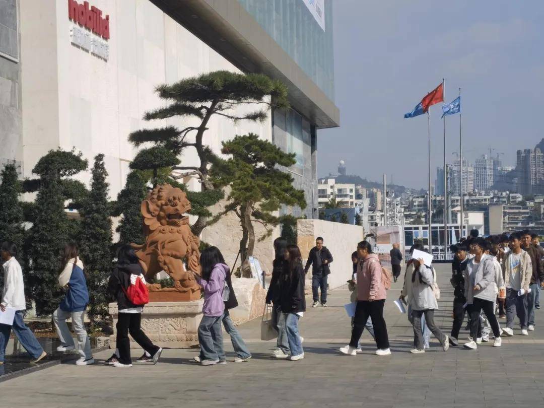 贵州省室内装饰协会搭建校企合作平台