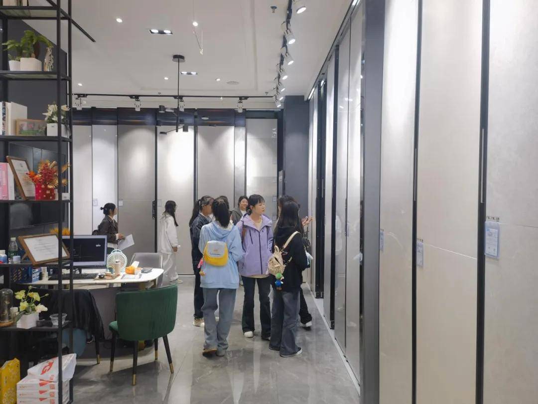 贵州省室内装饰协会搭建校企合作平台