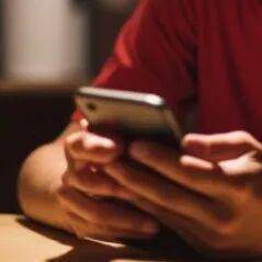 携500亿元比特币出逃的女商人钱志敏，在卧室被抓捕时画面最新披露